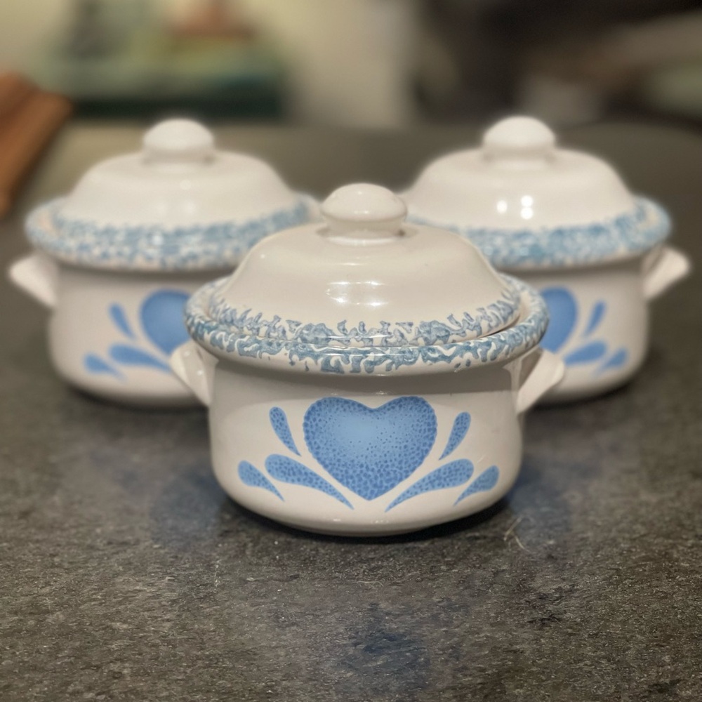 Vintage Corell Blue Hearts ceramic casserole dishes (3)